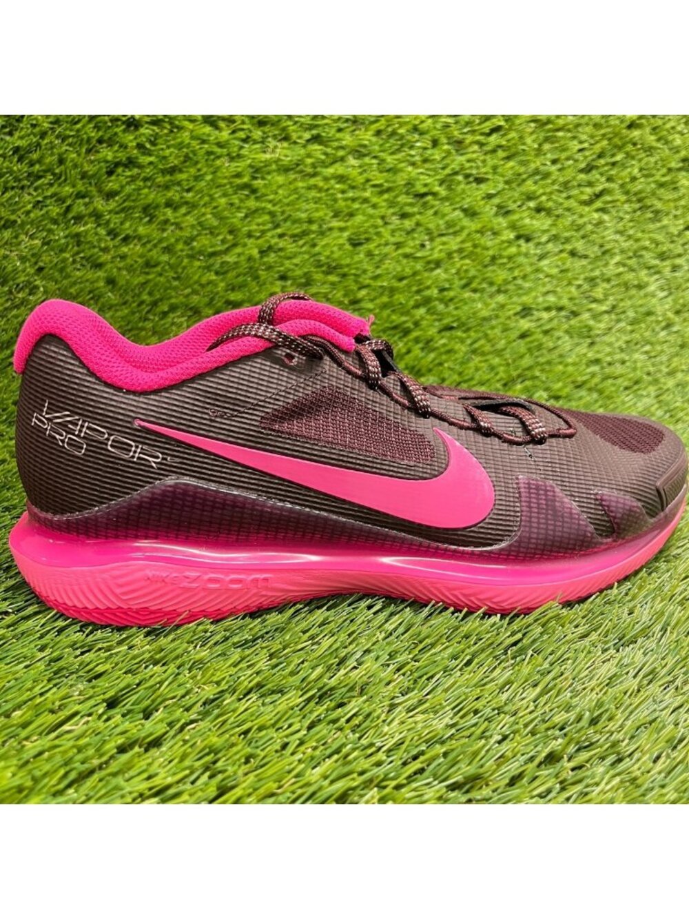 Nike Court Air Zoom Vapor Pro HC Womens Size 7.5 Burgundy Running Shoes Sneakers